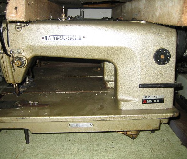 sewing-machines-MITSUBISHI DB-130