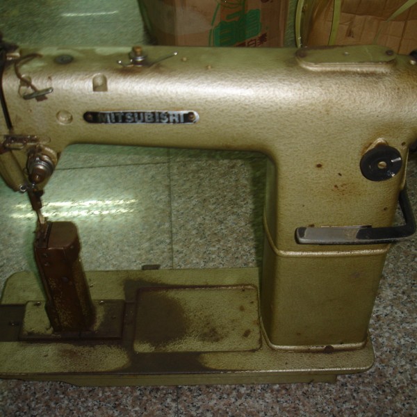 sewing-machines-MITSUBISHI DB-810-001